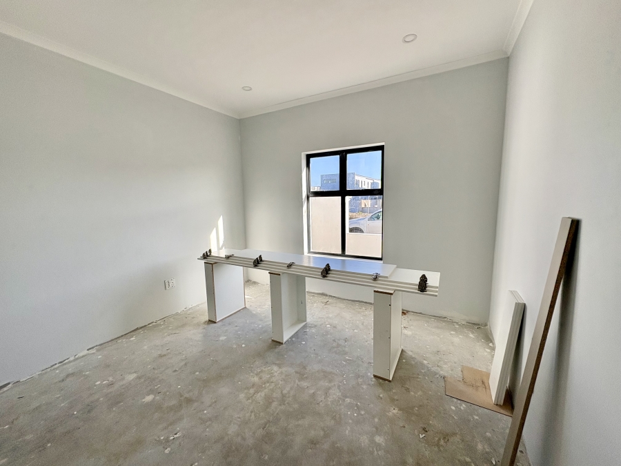 4 Bedroom Property for Sale in Sandown Western Cape